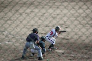 送りバント　野球　戦術　エンドラン　